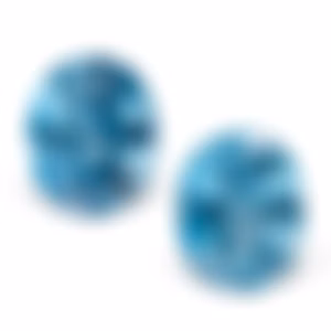 Пара цирконов с центральным камнем 3.20 карат, вес 3.05 карат