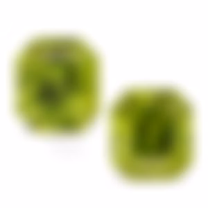 Пара серег с перидотами 3.28 и 2.83 карата от Parure Atelier