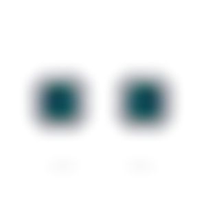 Пусеты из белого золота с изумрудами 1.33 и 1.23 карата