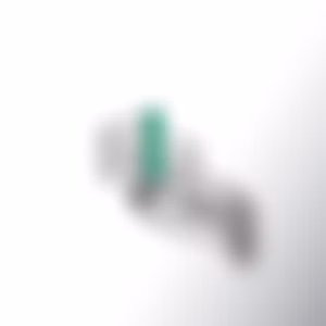 Кольцо на мизинец из белого золота с изумрудами и бриллиантом 0.646 карат