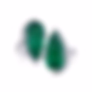 Кольцо из белого золота с изумрудами 2.70 и 2.84 карата