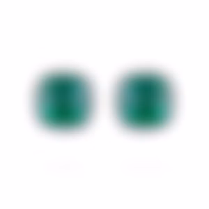 Пусеты из белого золота с изумрудами 3.69 и 3.94 карата.