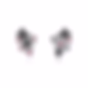 Пусеты «Туз пик и туз червей» с бриллиантом и рубином в белом золоте.