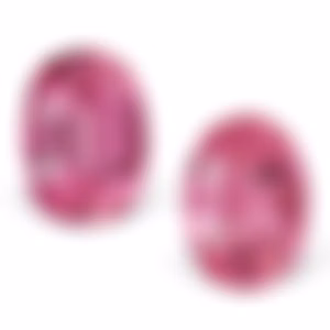 Пара шпинелей Махенге 0.84 и 0.79 карат, центральный камень 0.84 кт