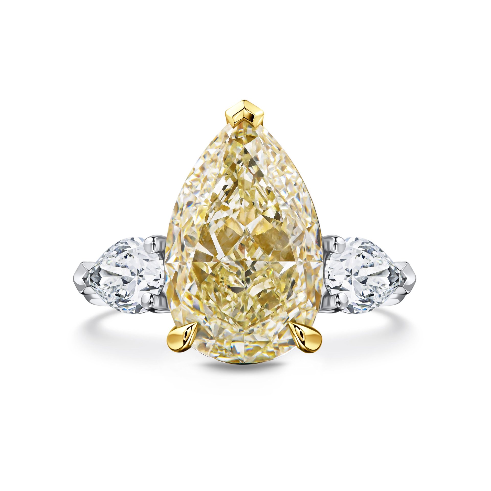 Кольцо с желтым бриллиантом 6.52 карата на белом золоте