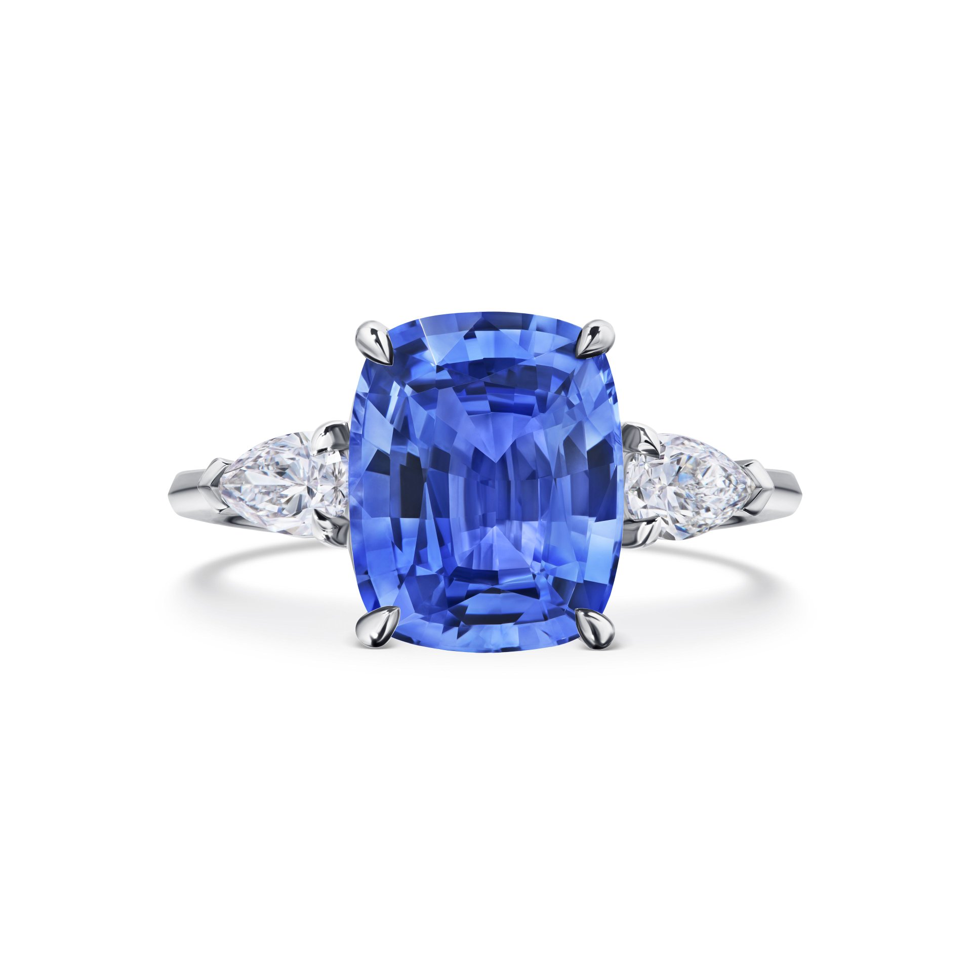 Кольцо из белого золота с сапфиром 3.86 карат, дизайн Parure Atelier
