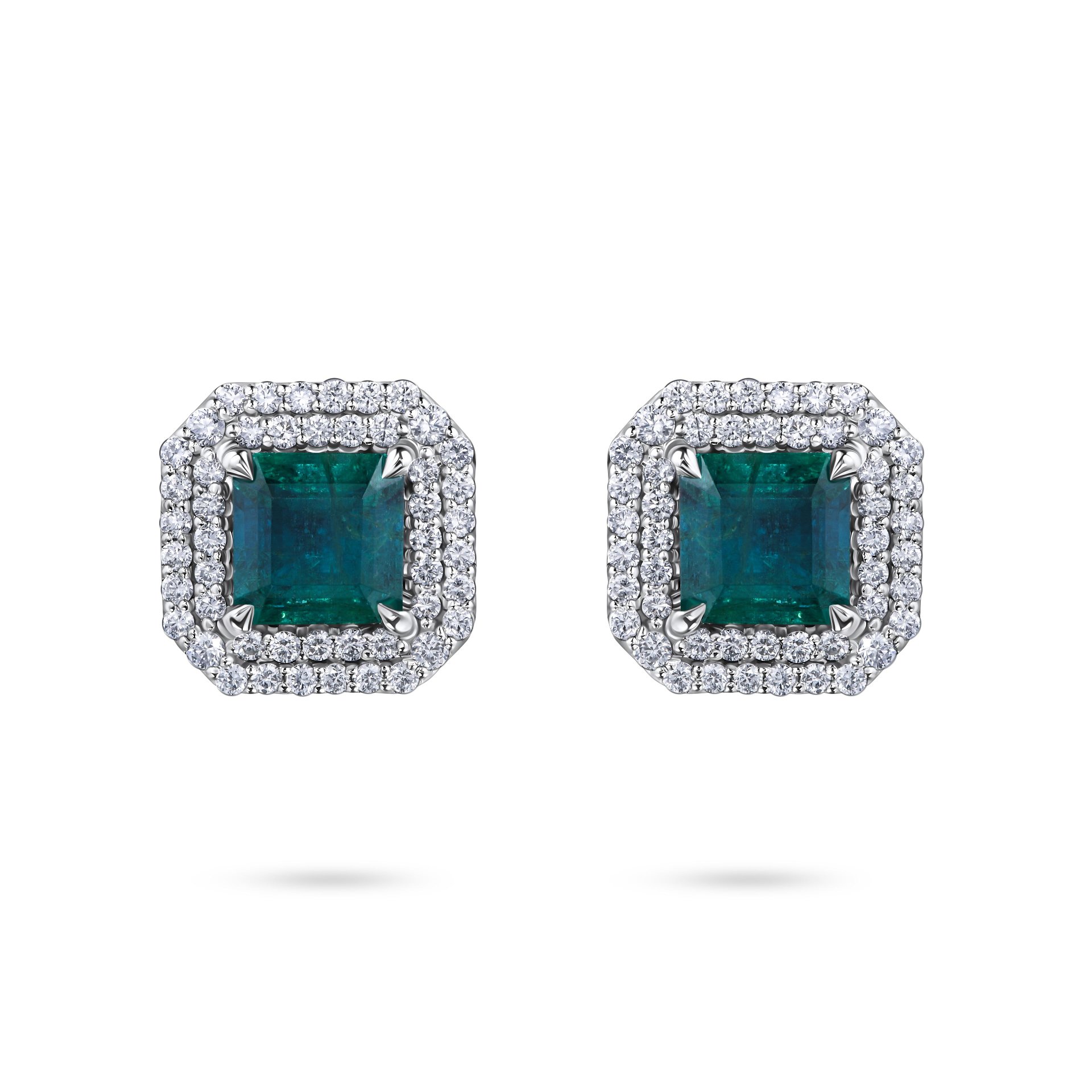 Пусеты из белого золота с изумрудами 1.33 и 1.23 карата