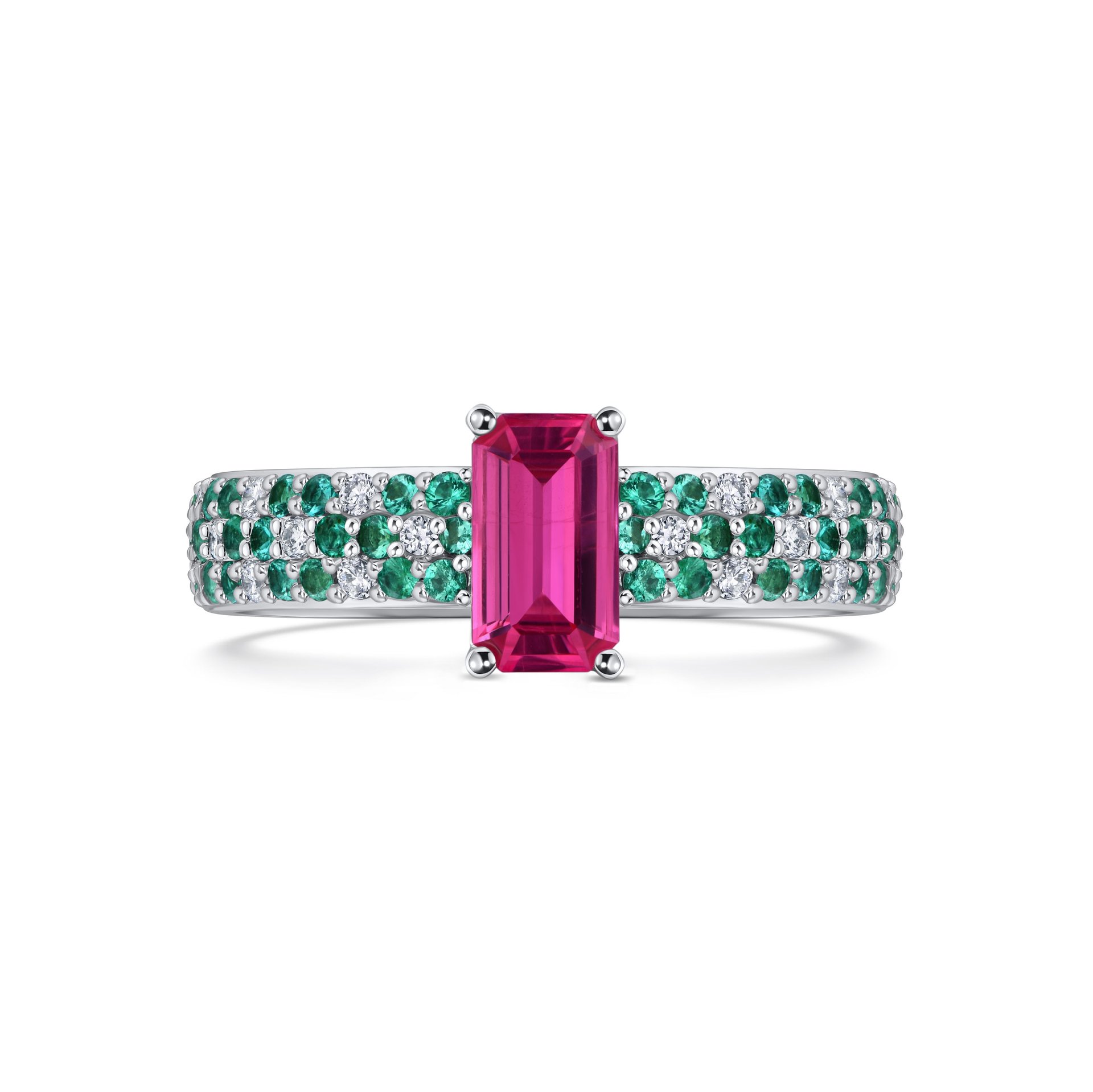 Кольцо из белого золота с центральной шпинелью 0.76 карата