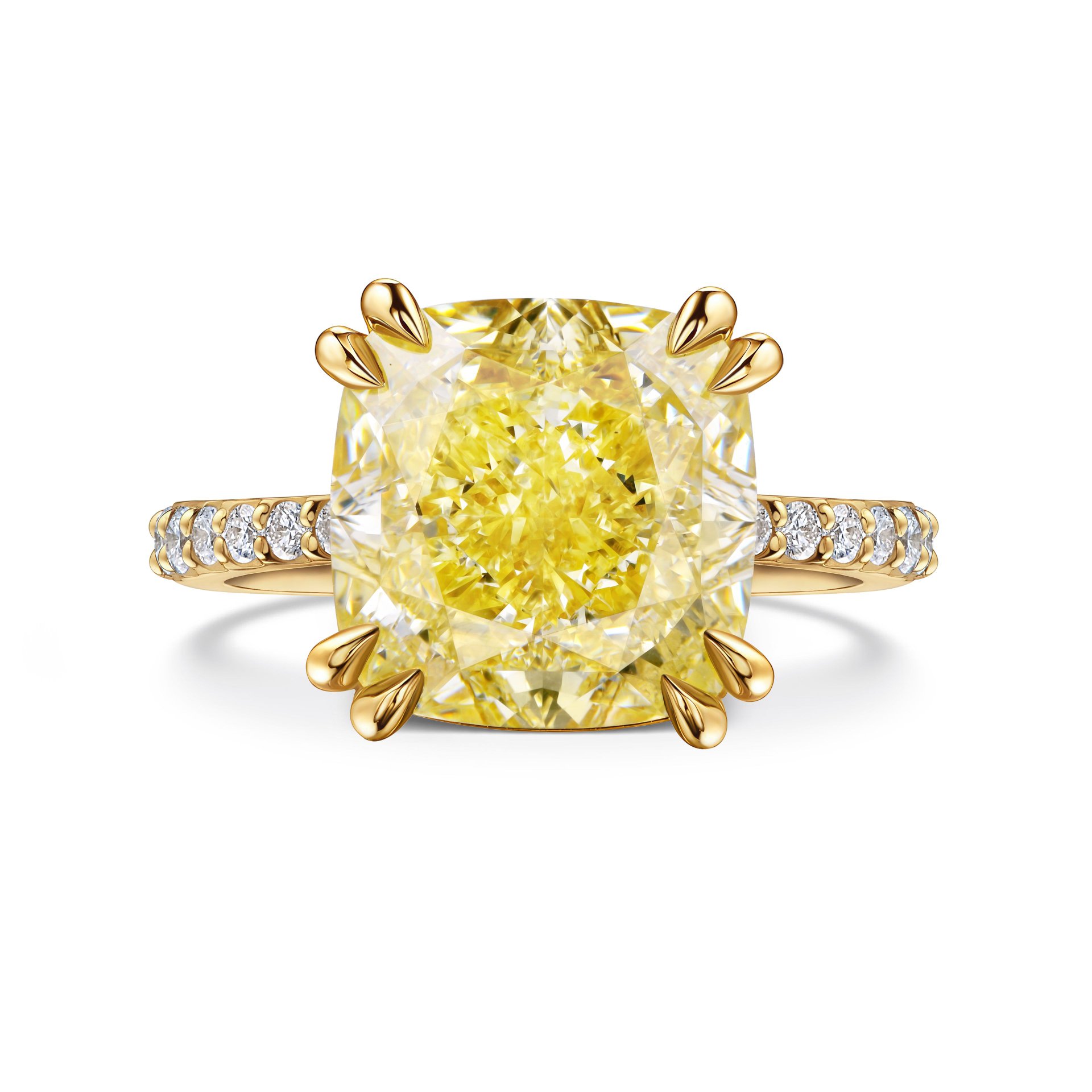 Кольцо с желтым бриллиантом 7.78 карат в жёлтом золоте