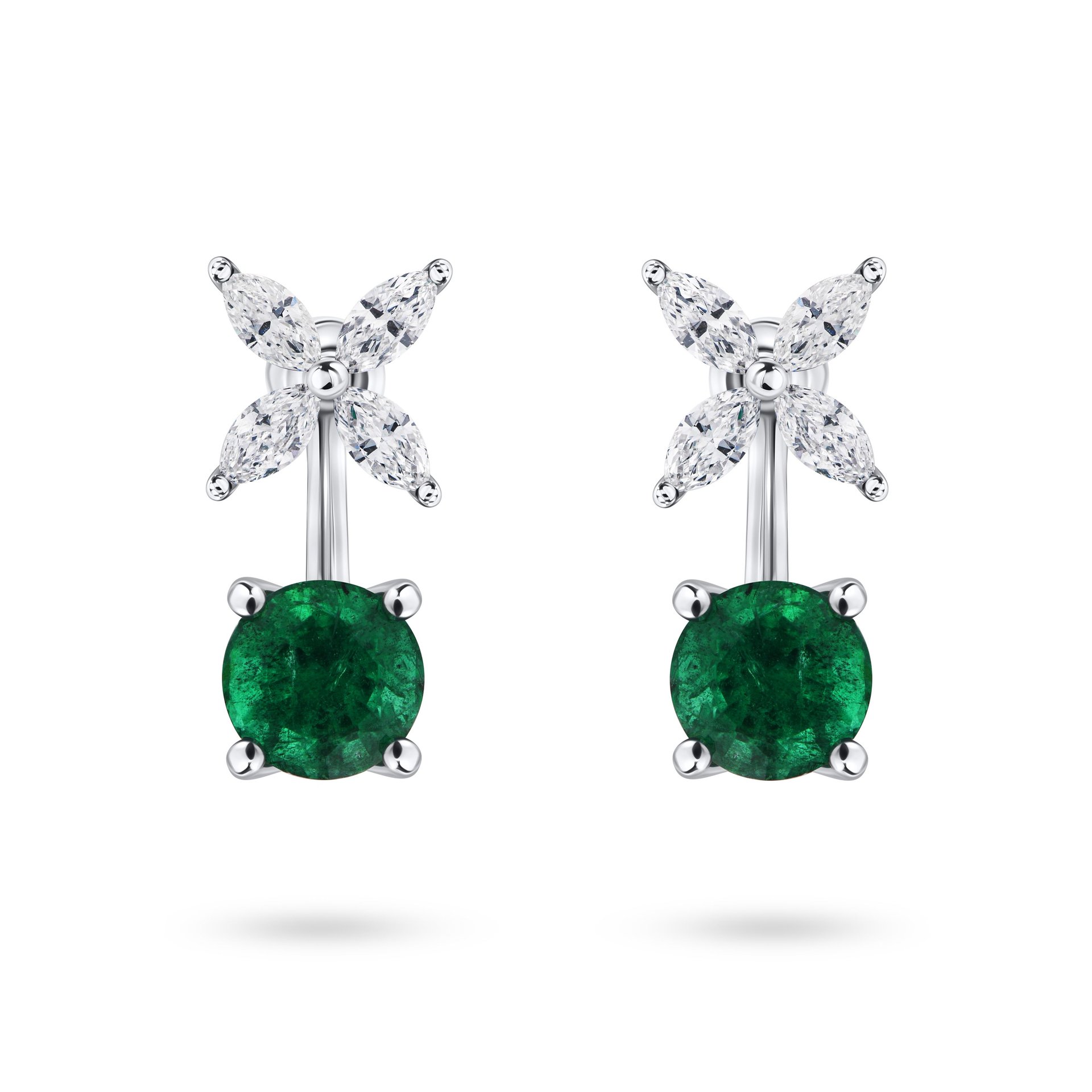 Пусеты из белого золота с изумрудами 1.46 карат.