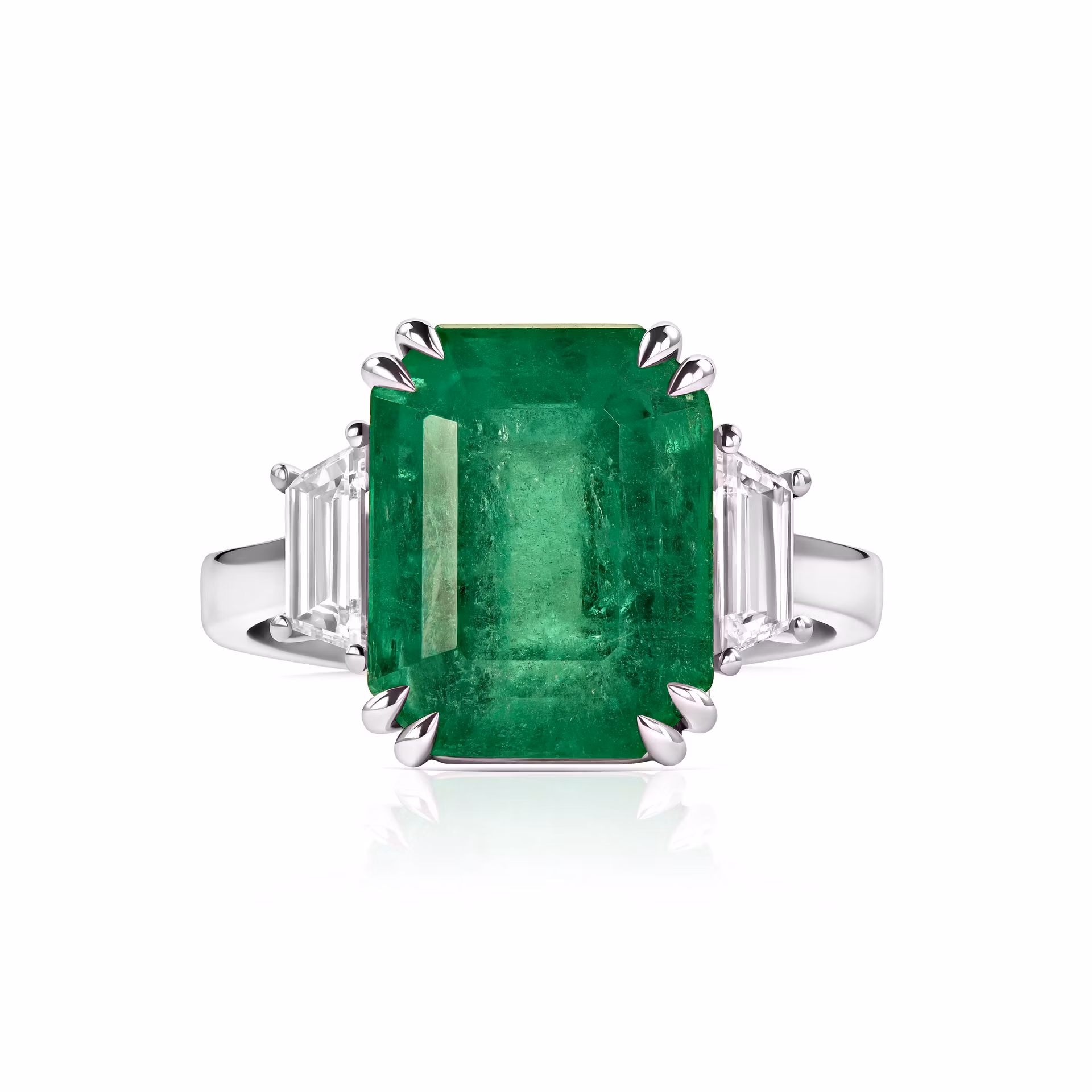 Кольцо из белого золота с изумрудом 5.54 карата, дизайн Parure Atelier
