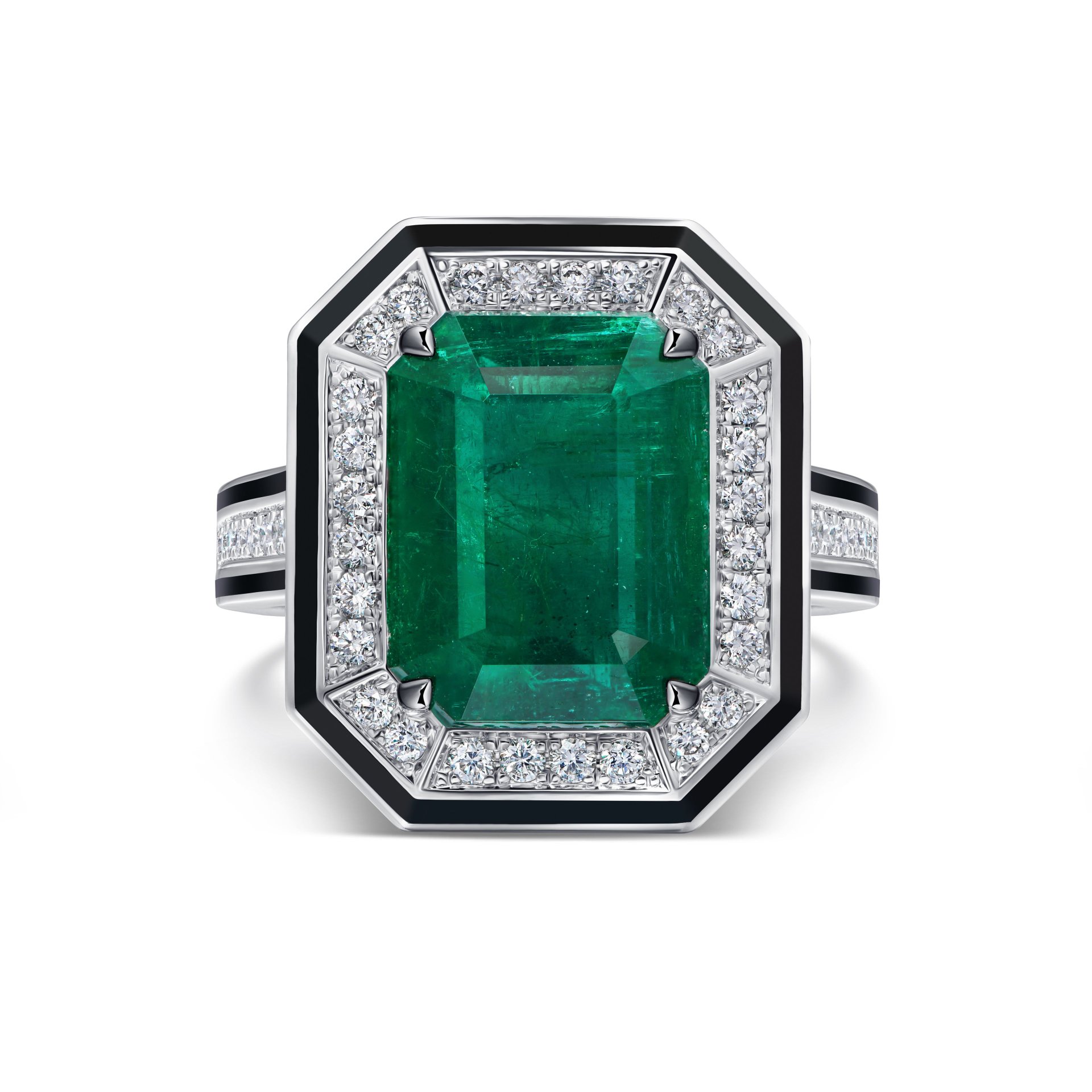 Кольцо из белого золота с изумрудом 6.84 карата.