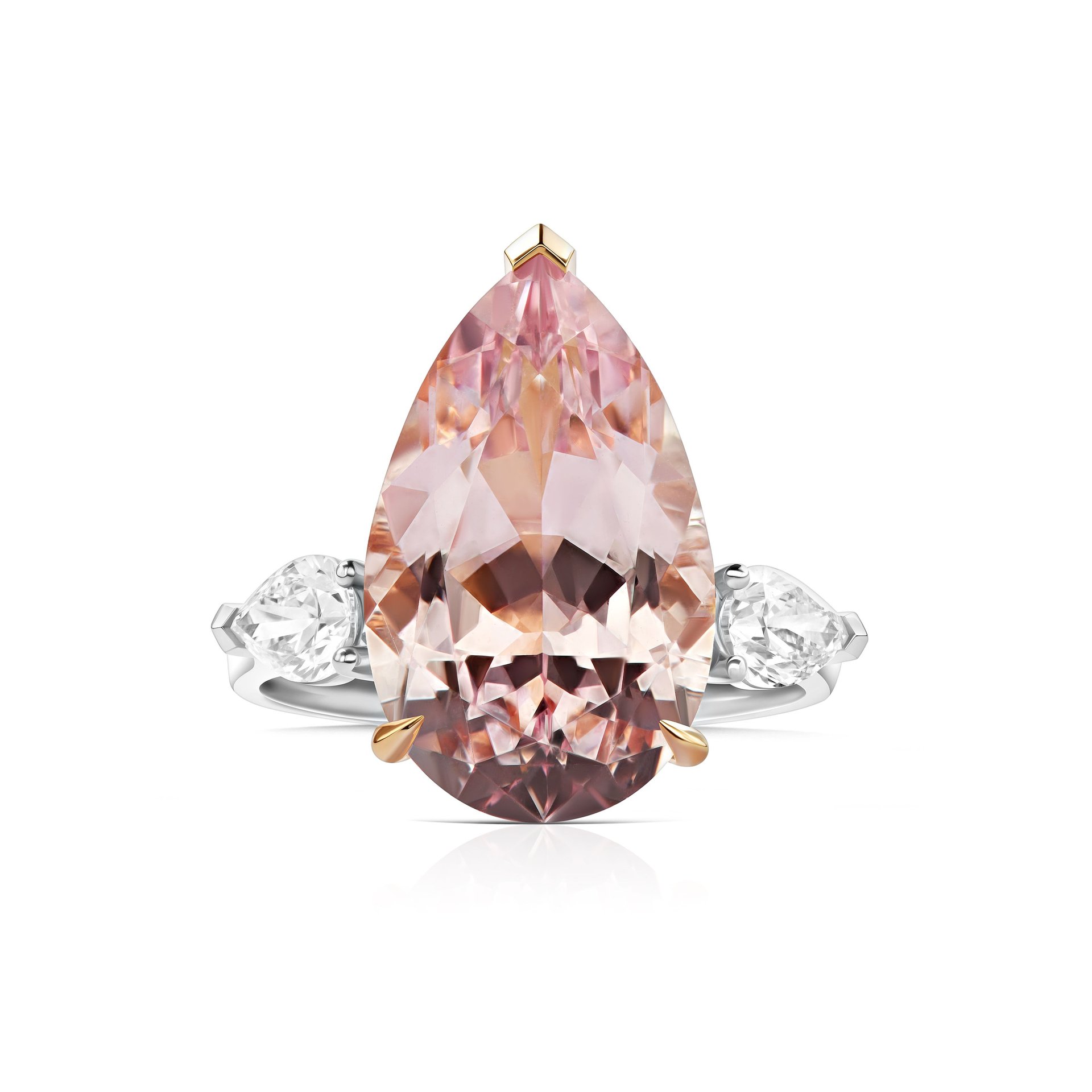 Кольцо с морганитом 6.81 карат в белом золоте от Parure Atelier