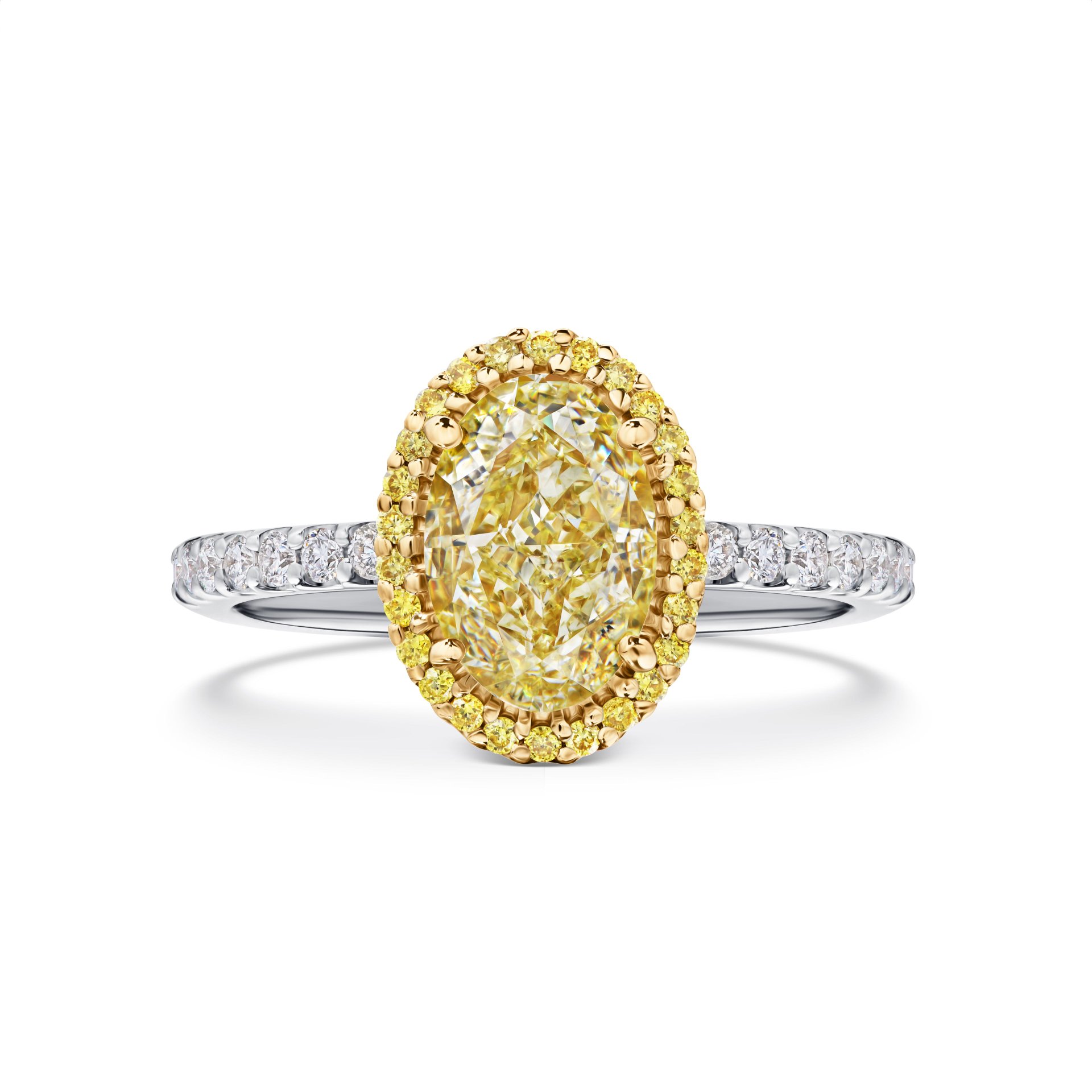 Кольцо из белого золота с жёлтым бриллиантом 2.02 карата.