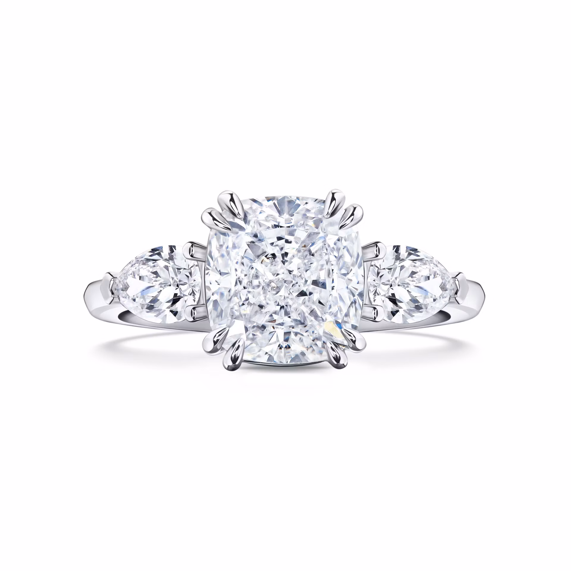 Кольцо из белого золота с бриллиантом 3.01 карата