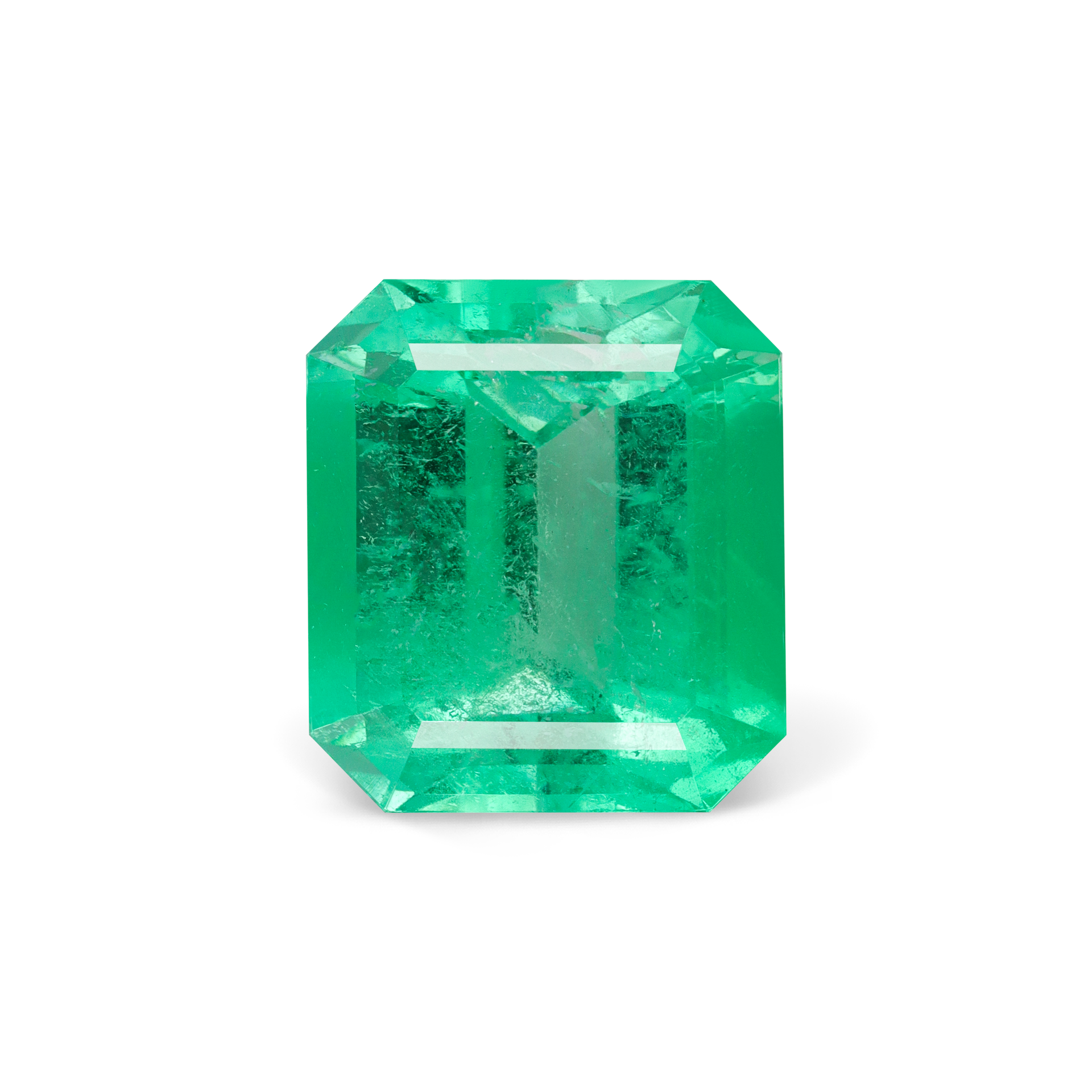 Изумруд 6.44 карат насыщенного зелёного цвета, огранка для кольца