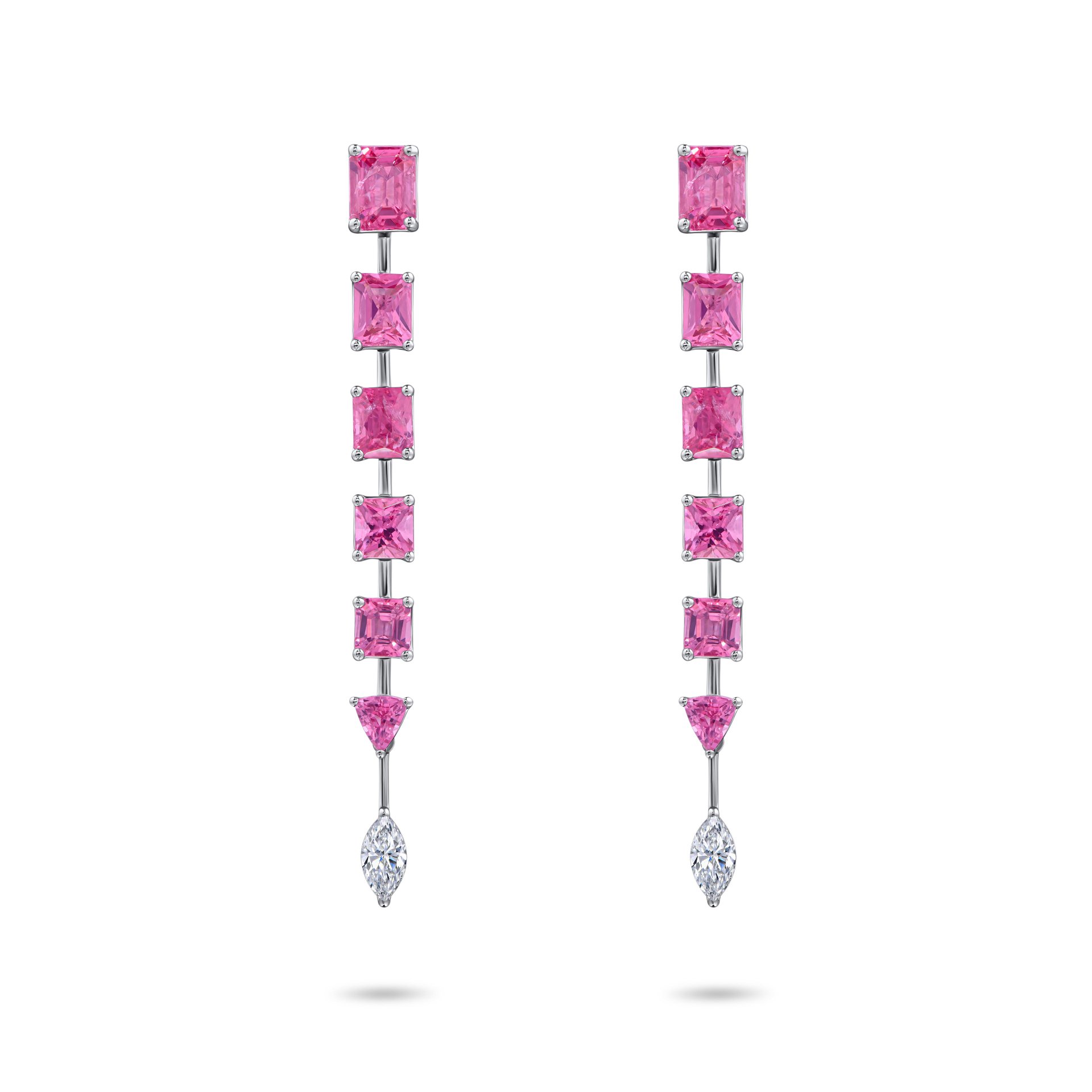 Серьги из белого золота с центральной шпинелью 4.87 карата, вес 5.32 карат