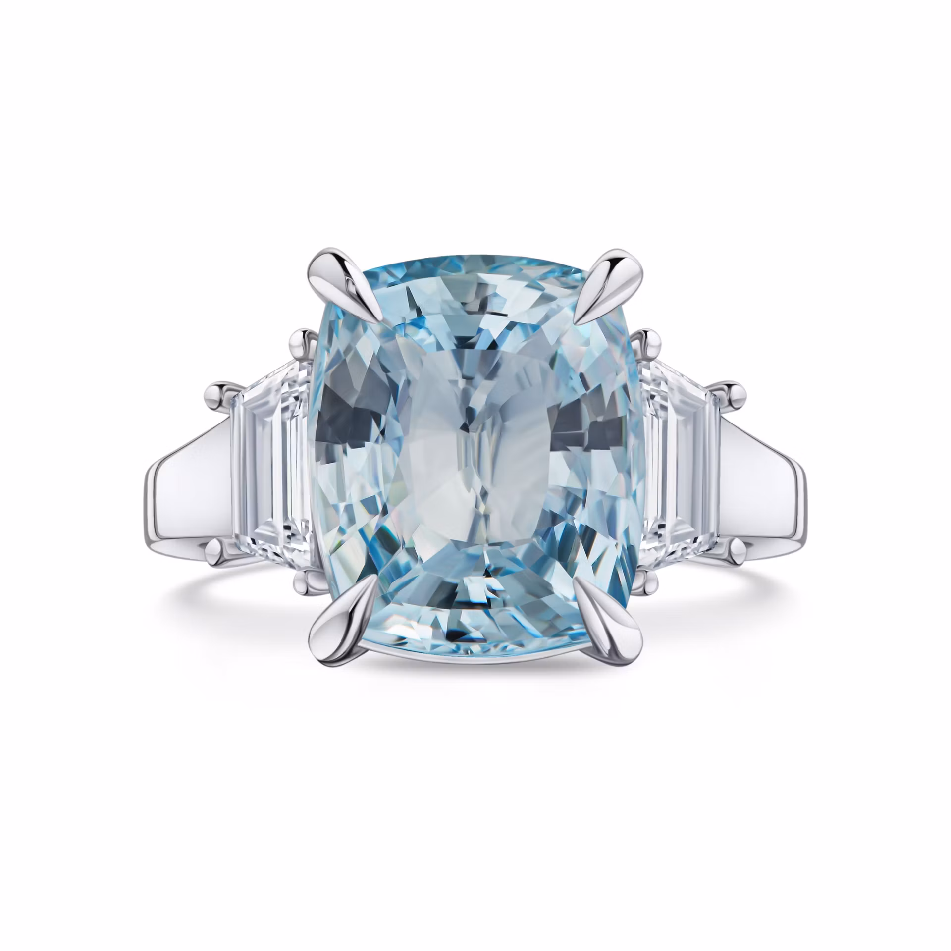 Кольцо из белого золота с аквамарином 3.9 карата, дизайн Parure Atelier