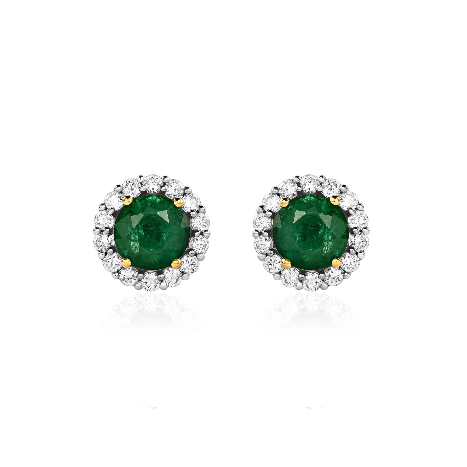 Пусеты из белого золота с изумрудами 1.68 карата