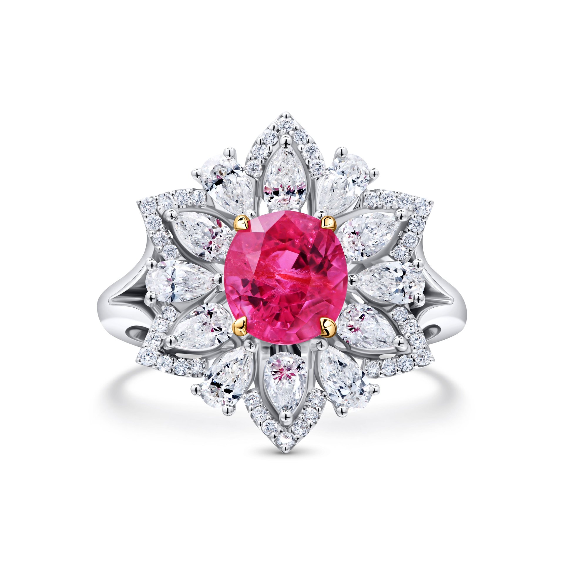 Кольцо из белого золота с шпинелью Махенге 1.94 карата.