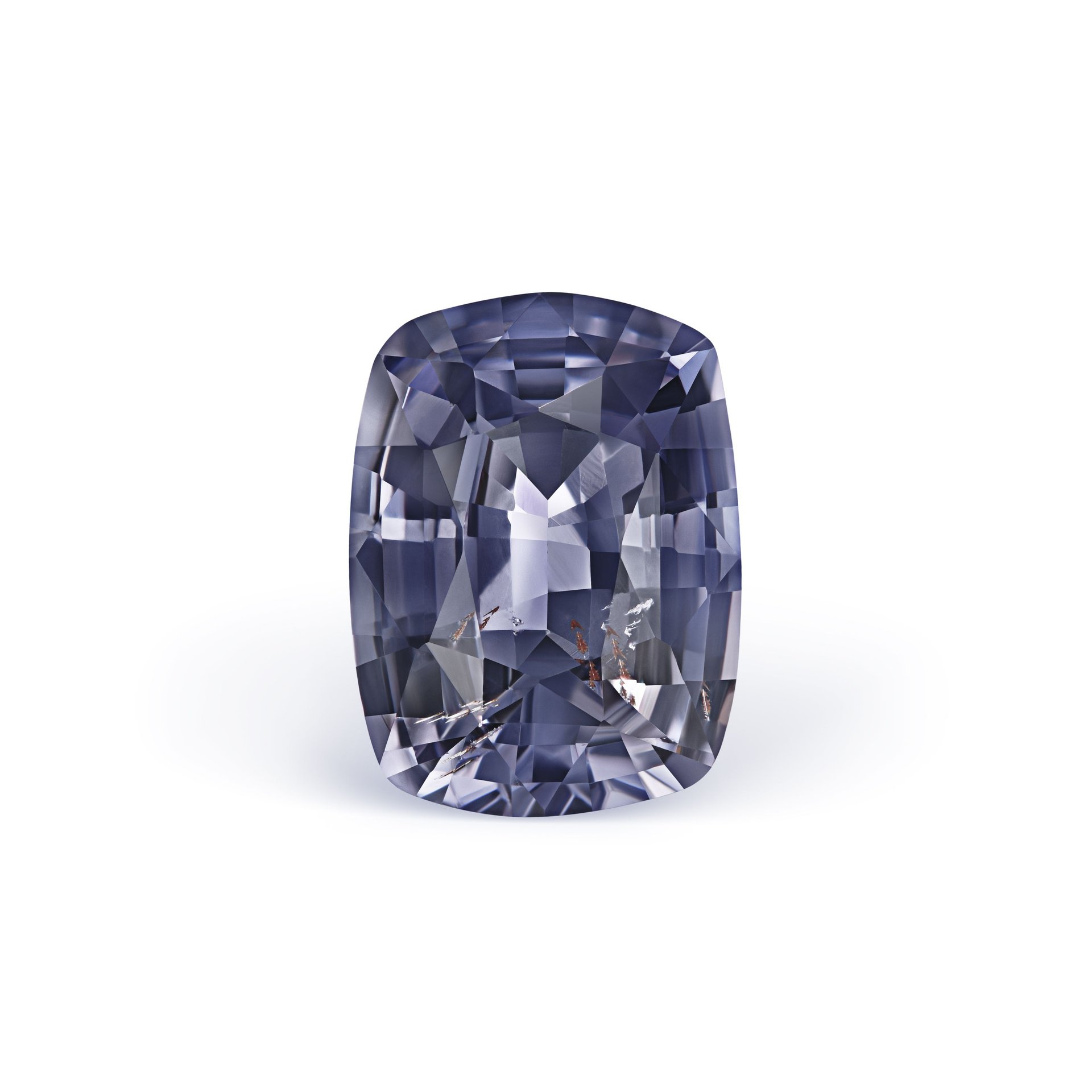 Кольцо с центральной шпинелью 2.25 карата в элегантном дизайне.