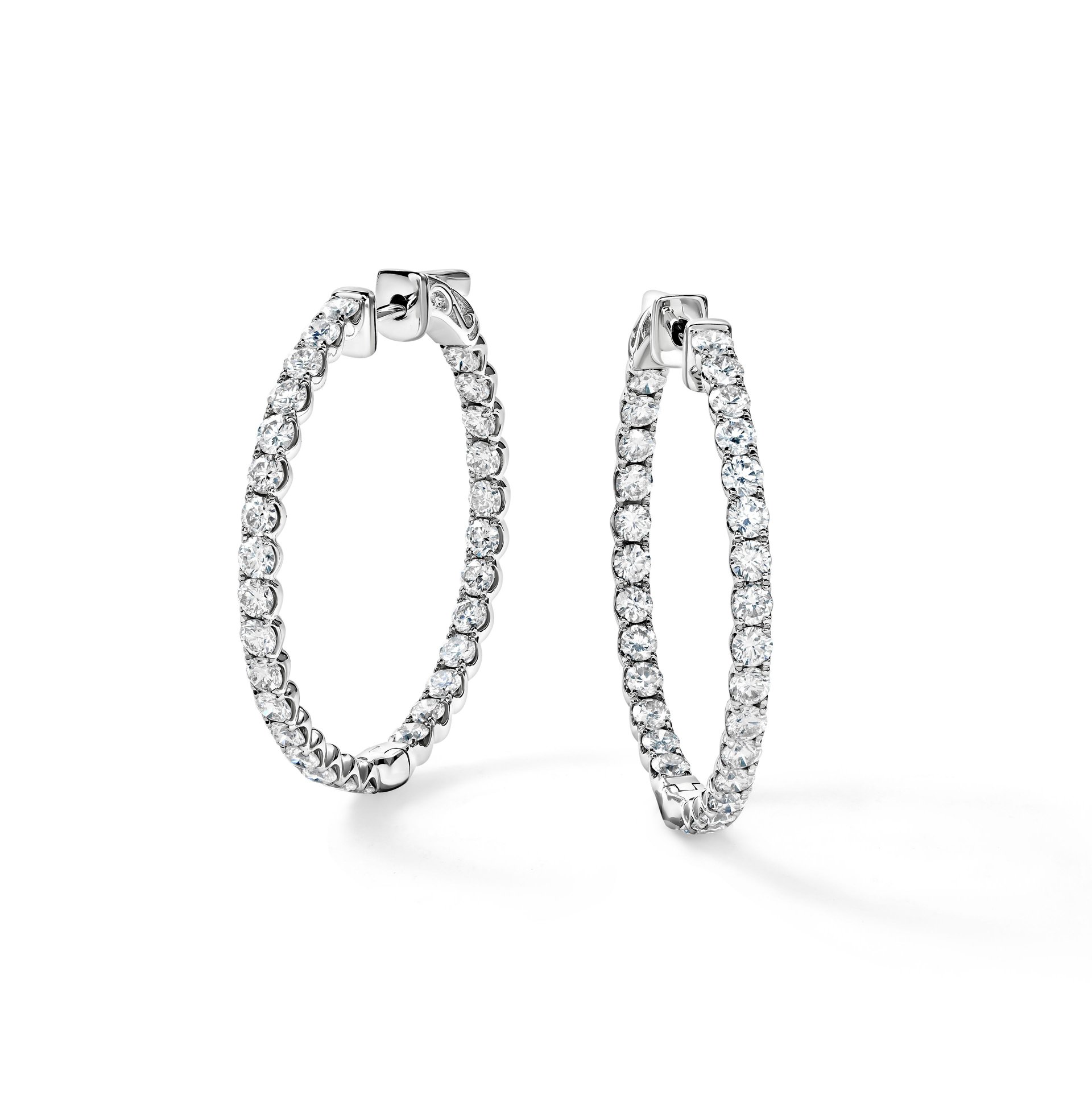 Серьги-конго с бриллиантами 2 карата из Parure Atelier.