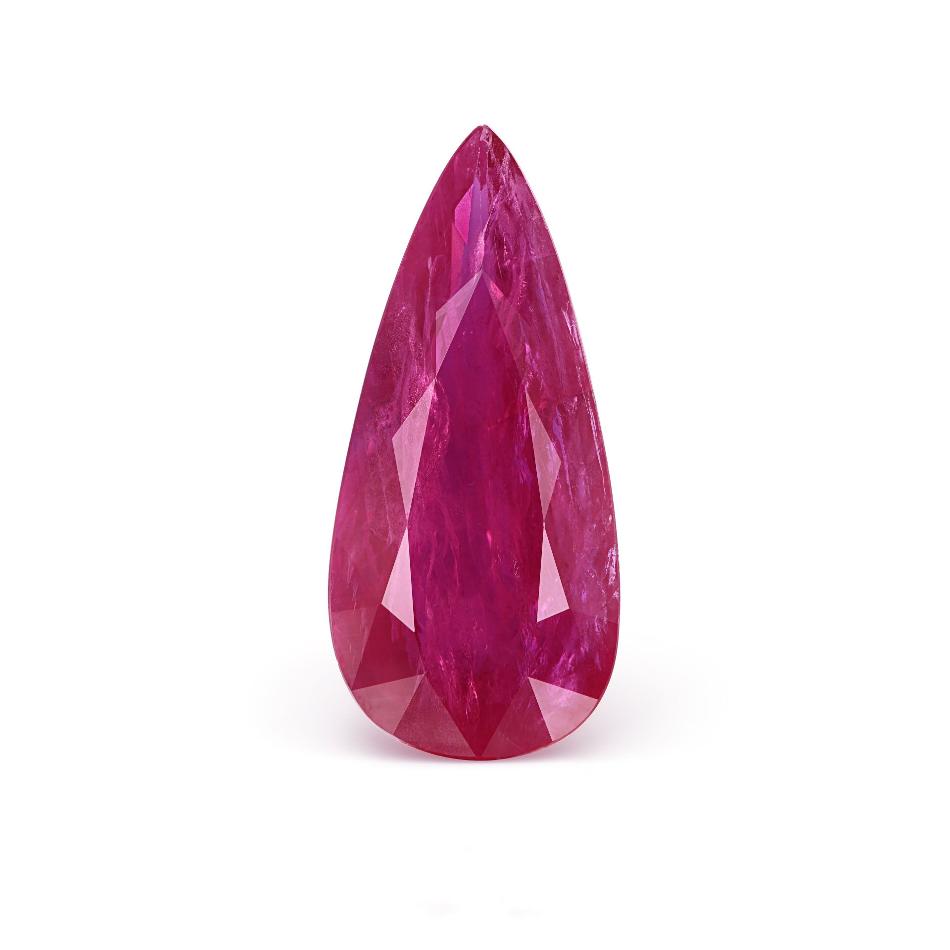 Кольцо с рубином 8.49 карат в элегантном дизайне.