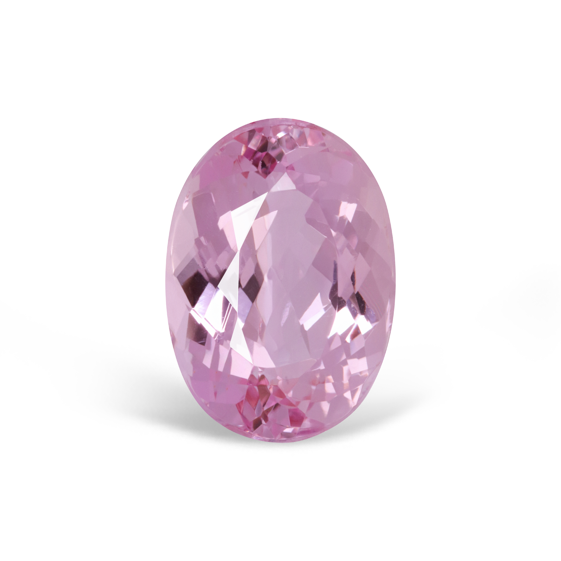 Топаз 2.16 карат в изящной оправе ювелирной студии Parure Atelier