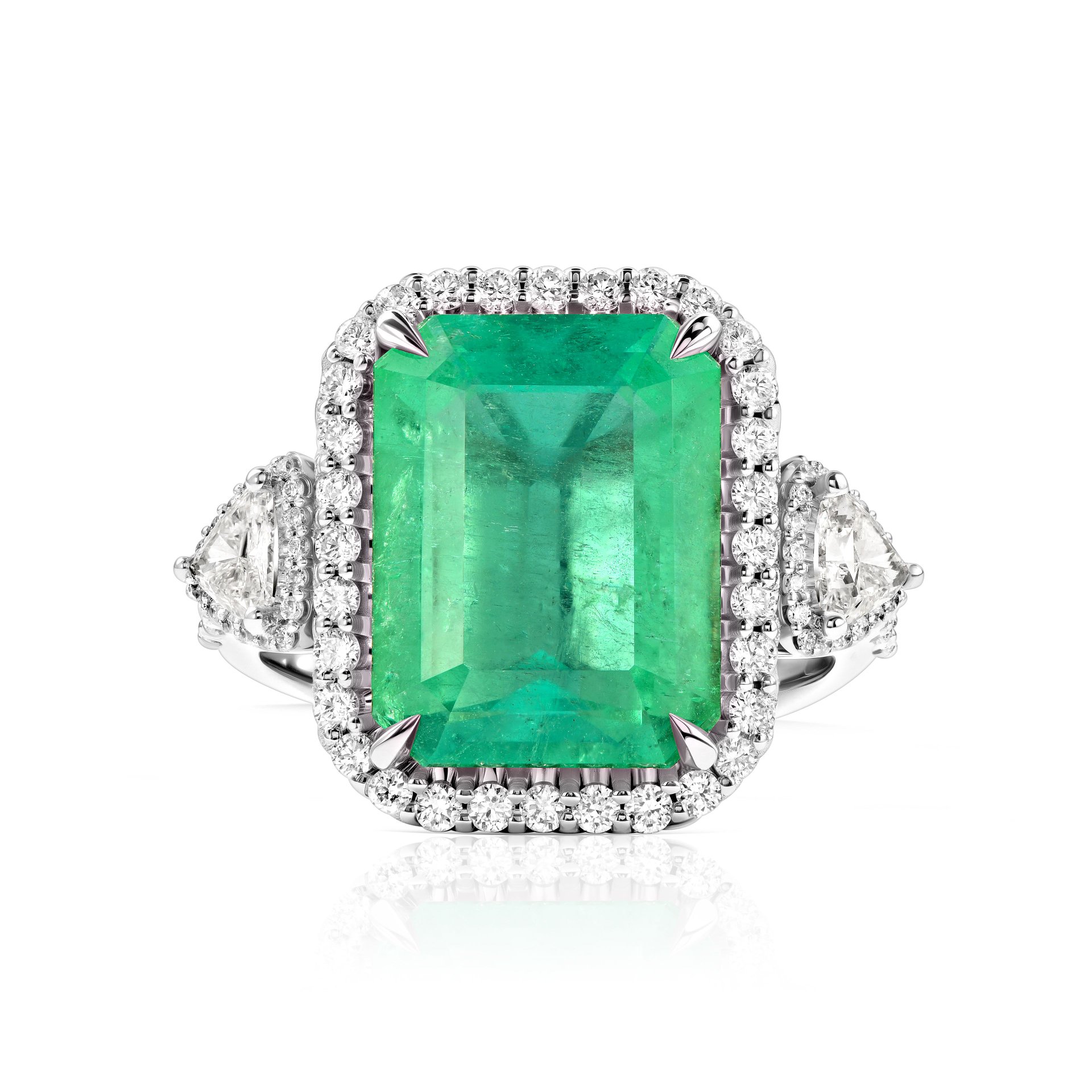 Кольцо с изумрудом 6.97 карат в белом золоте от Parure Atelier