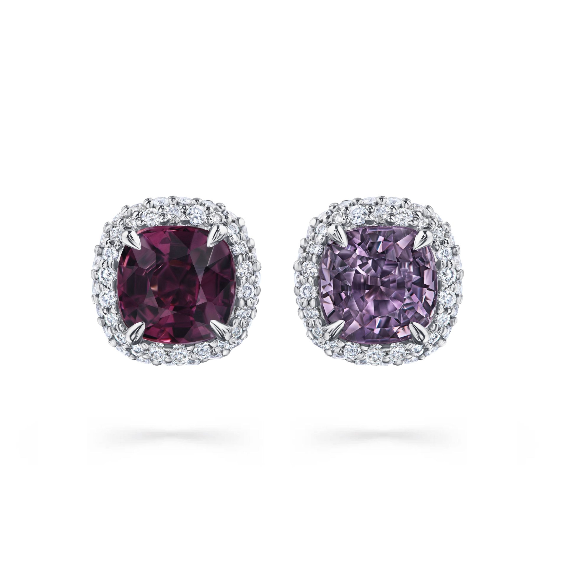 Пусеты из белого золота с шпинелью 2.38 карат.