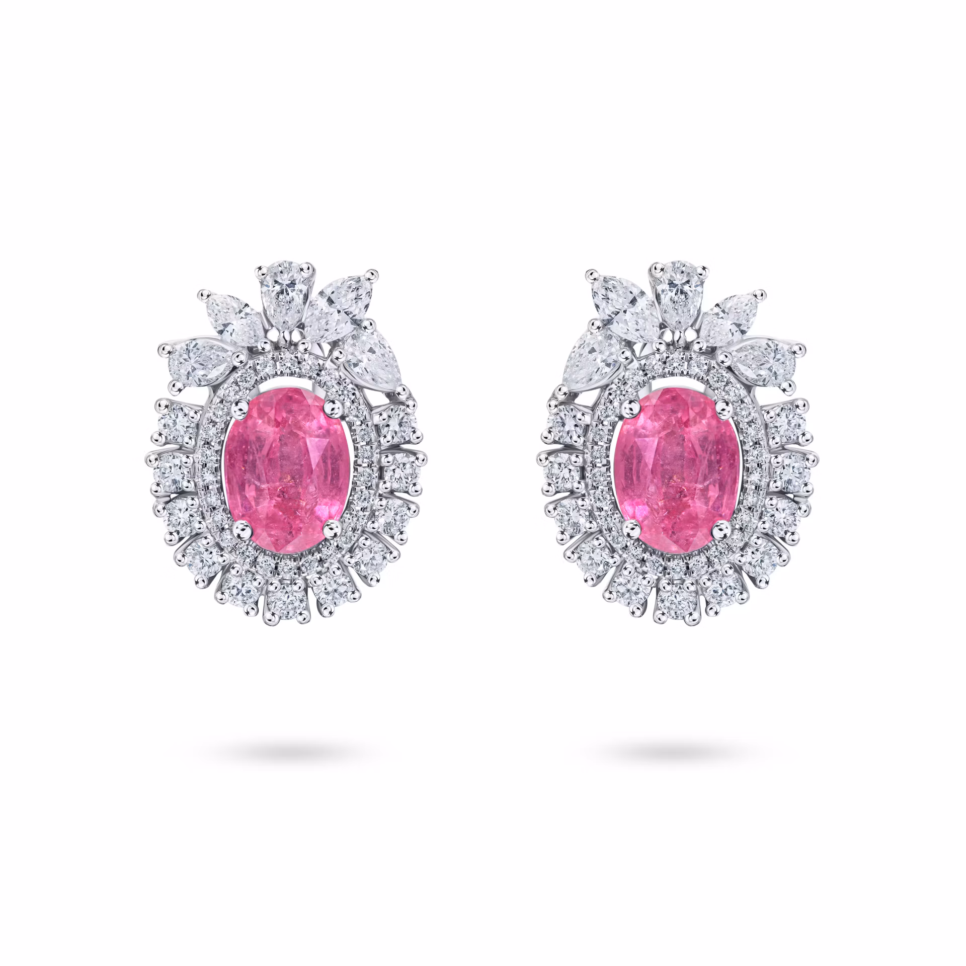 Пусеты с шпинелями Махенге в белом золоте, 0.97 и 1.22 карата.