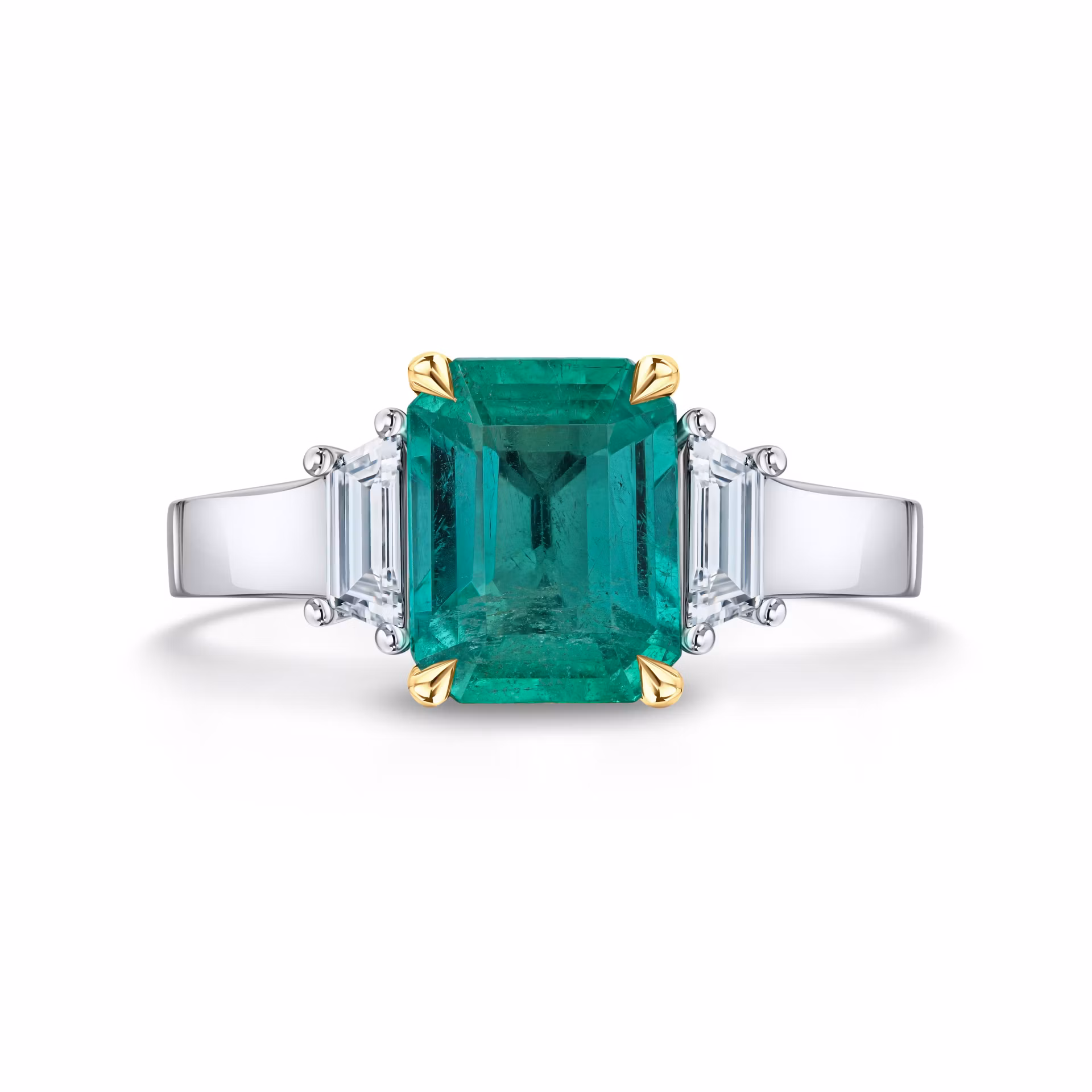 Кольцо с изумрудом 1.52 карата в белом золоте, дизайн Parure Atelier
