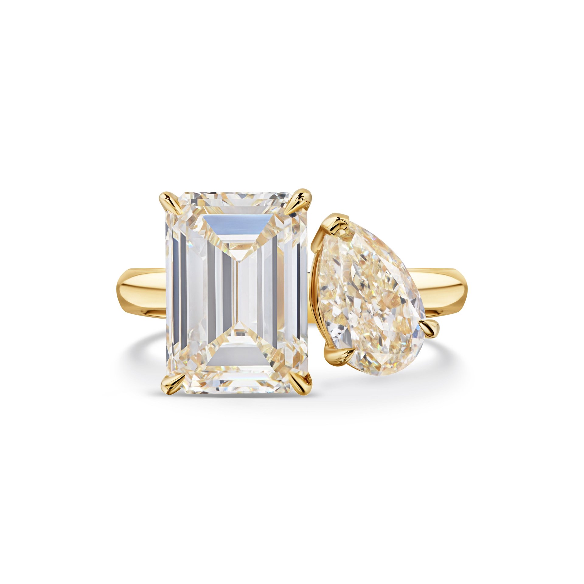 Кольцо с бриллиантами 4.06 и 1.34 карата, дизайн Parure Atelier