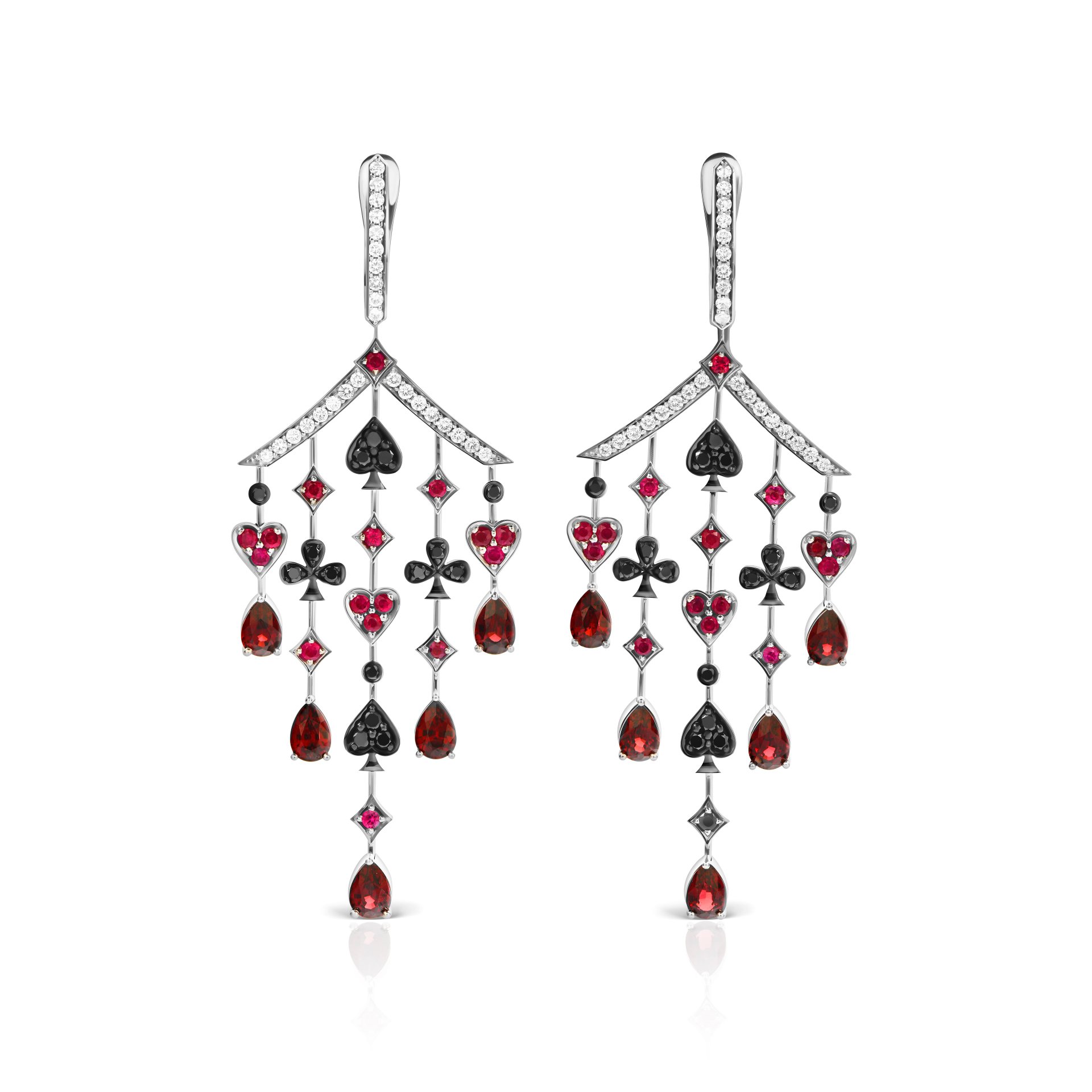 Серьги-шандельеры «Масти» с бриллиантами, рубинами и гранатами.