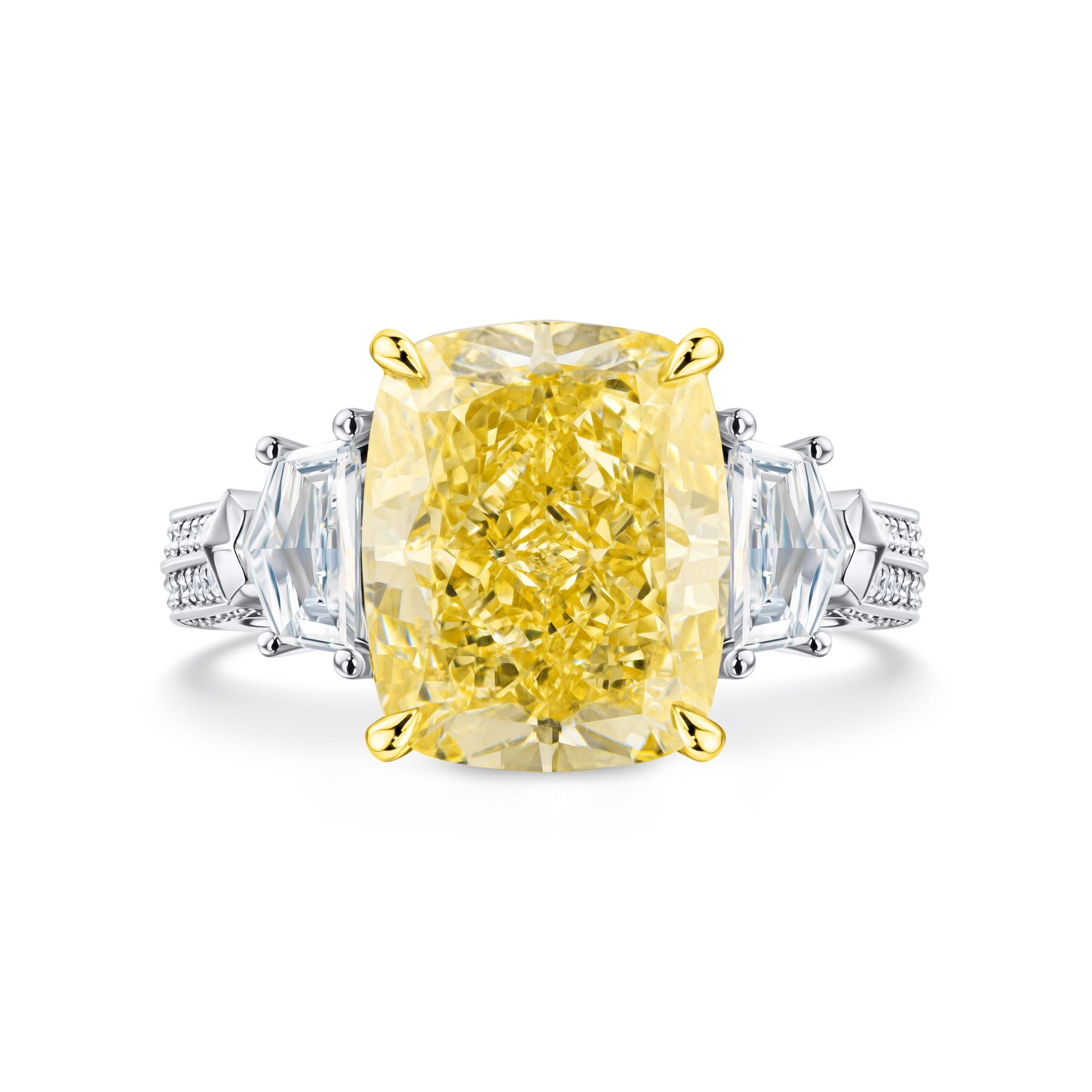 Кольцо из белого золота с желтым бриллиантом 6.02 карата