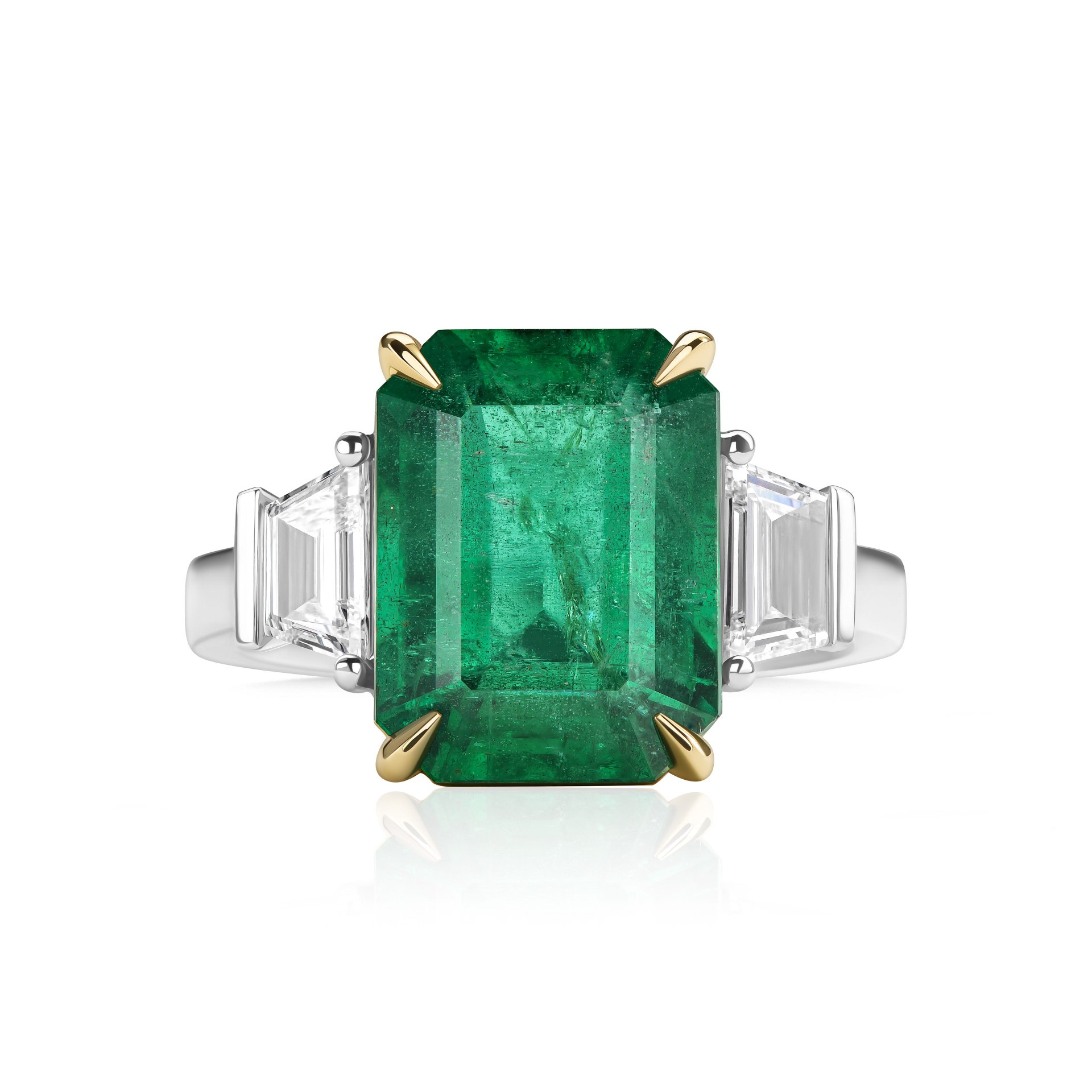 Кольцо из белого золота с изумрудом 5.84 карата, дизайн Parure Atelier