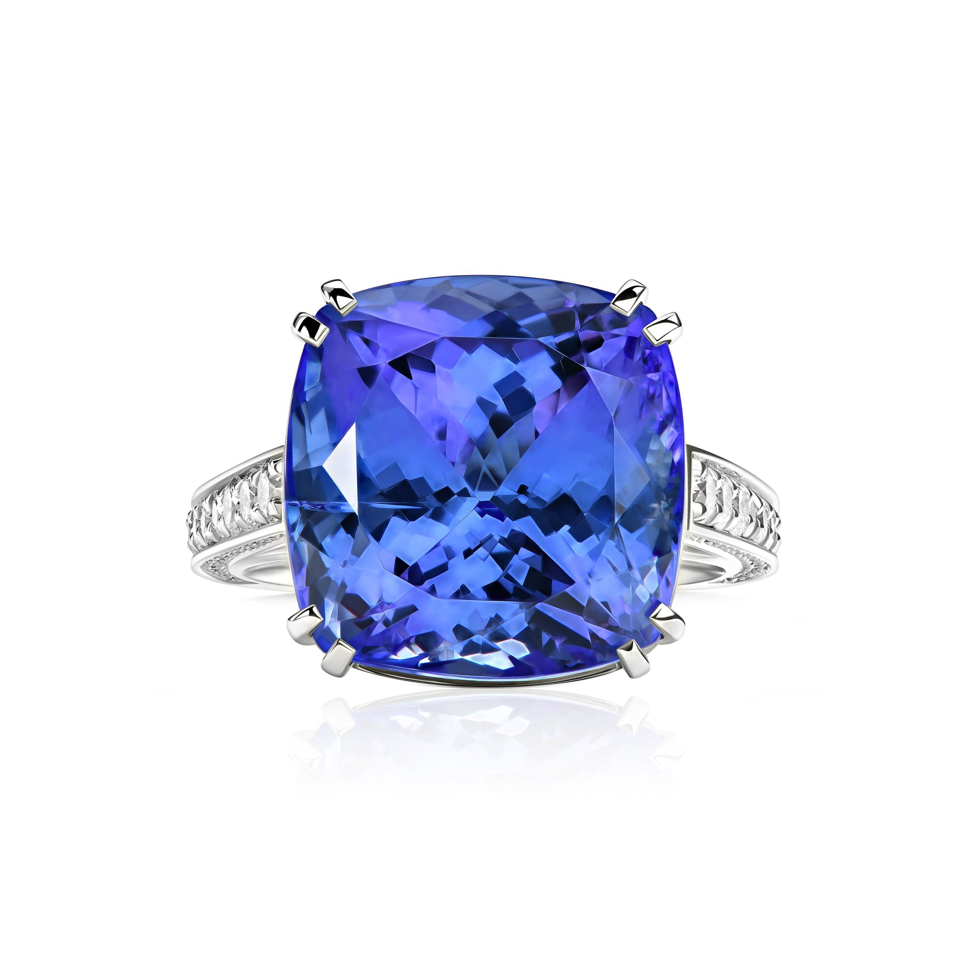 Кольцо с крупным танзанитом 15.83 карата в белом золоте
