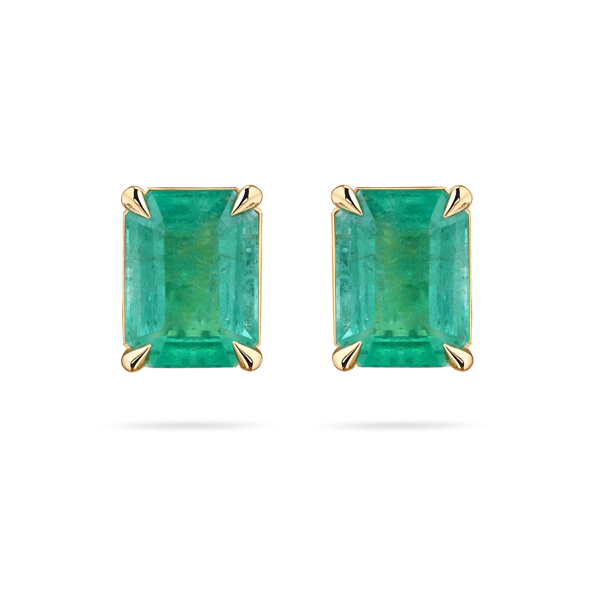 Пусеты из желтого золота с изумрудами 1.53 и 1.48 карата