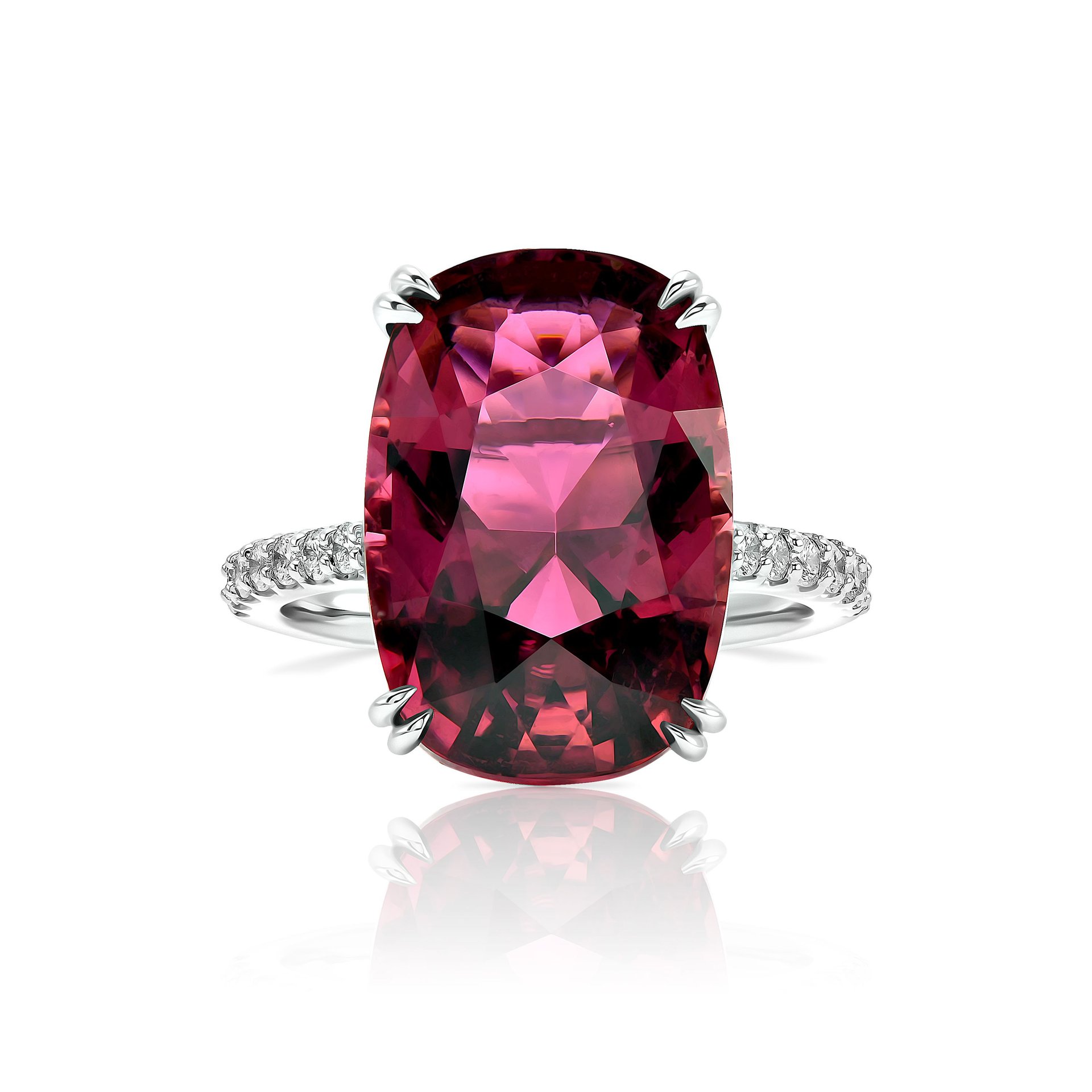 Кольцо с крупным турмалином 10.58 карат в белом золоте